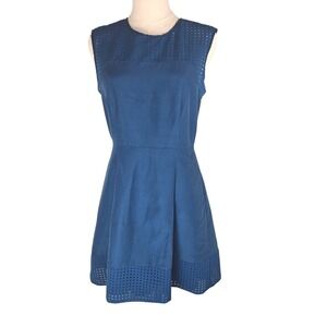 J.Crew Blue Sleeveless Fit & Flare Dress Cotton Silk Perforated Hem Size 4 READ
